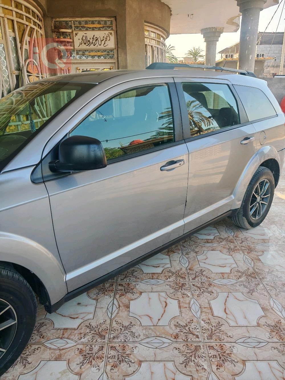 دودج جورني